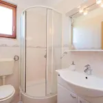 In * Posedarje