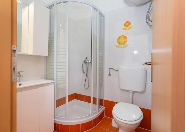 5 Bedroom Lovely In Сasa de vacaciones *